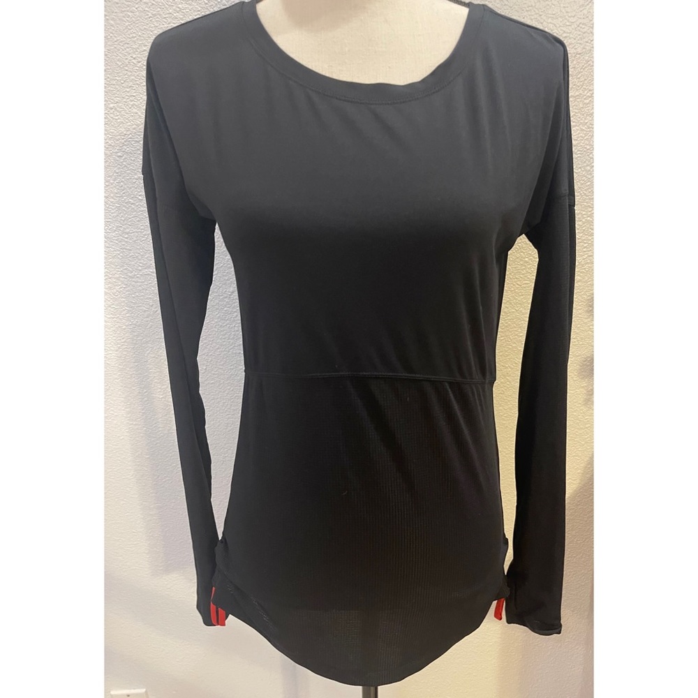 Fabletics Long Sleeve Top Size Medium